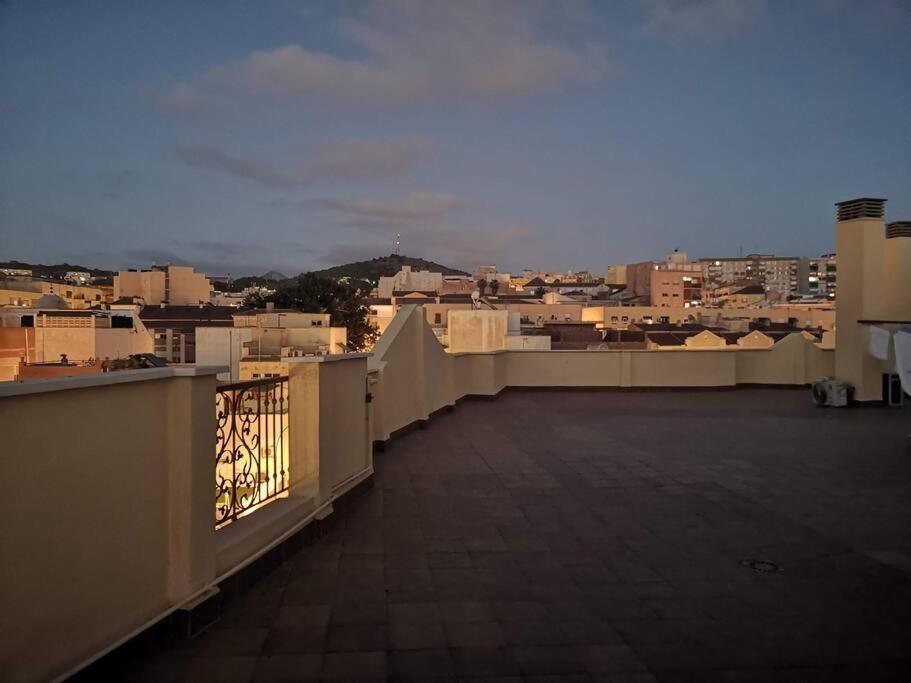 Lujoso Piso Centro Aparcamiento Privado, Terraza & Ac Daire Málaga Dış mekan fotoğraf