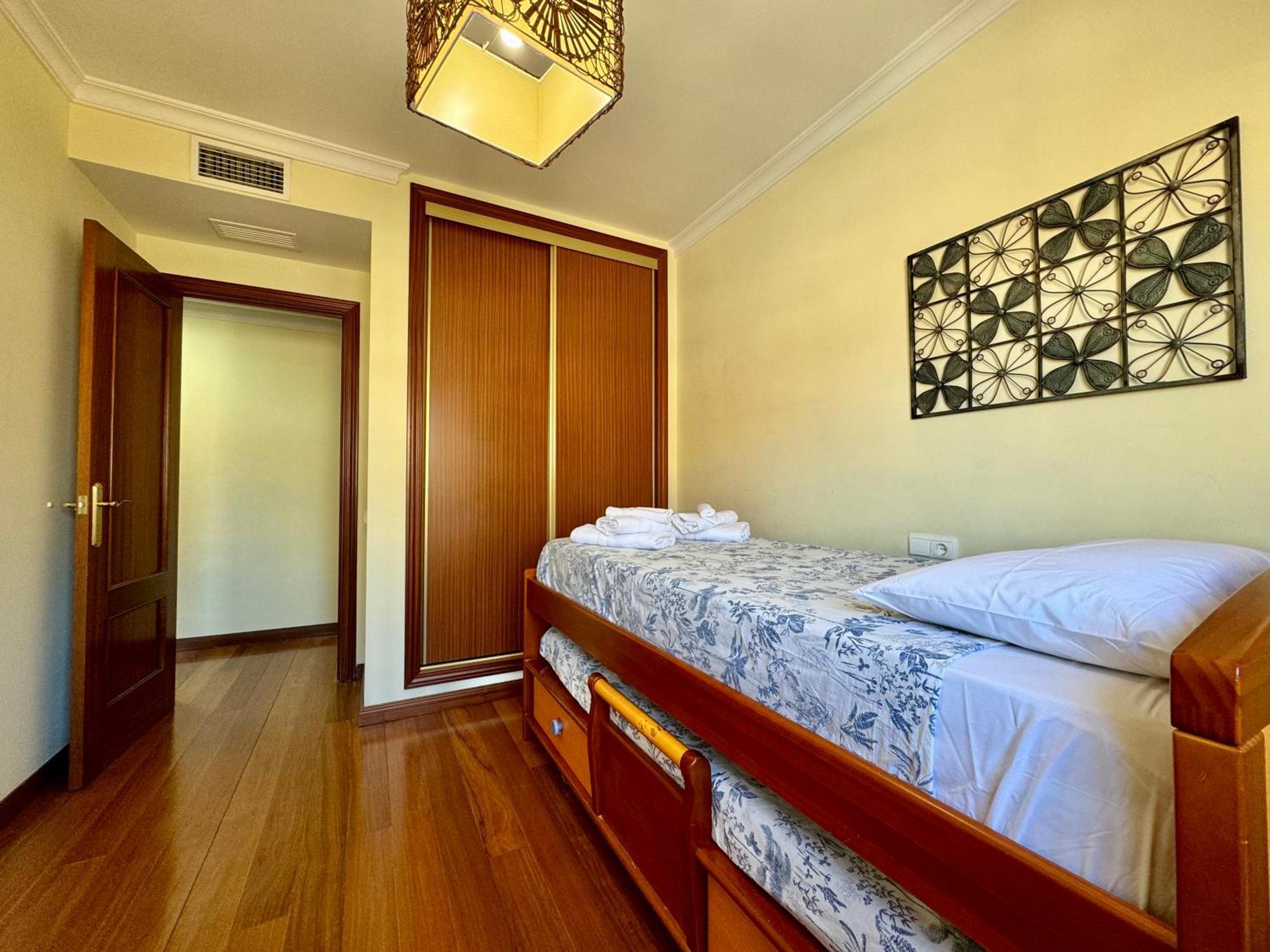 Lujoso Piso Centro Aparcamiento Privado, Terraza & Ac Daire Málaga Dış mekan fotoğraf